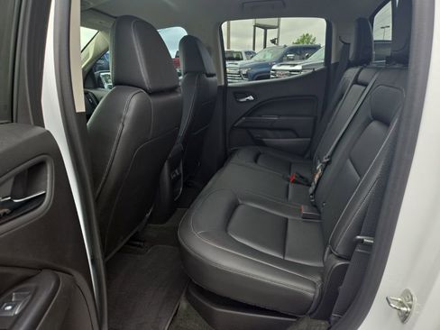 Used 2017 Chevrolet Colorado LT w/ Luxury Package, Chrome AWD/4WD image 10