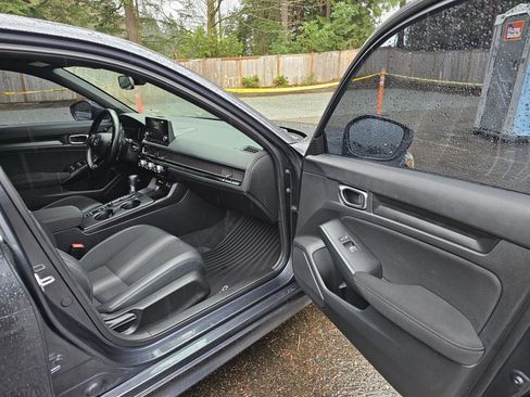 Used 2022 Honda Civic Sport image 12