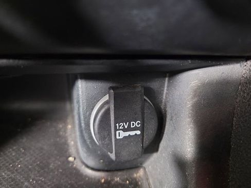 Used 2016 Dodge Charger SXT image 24