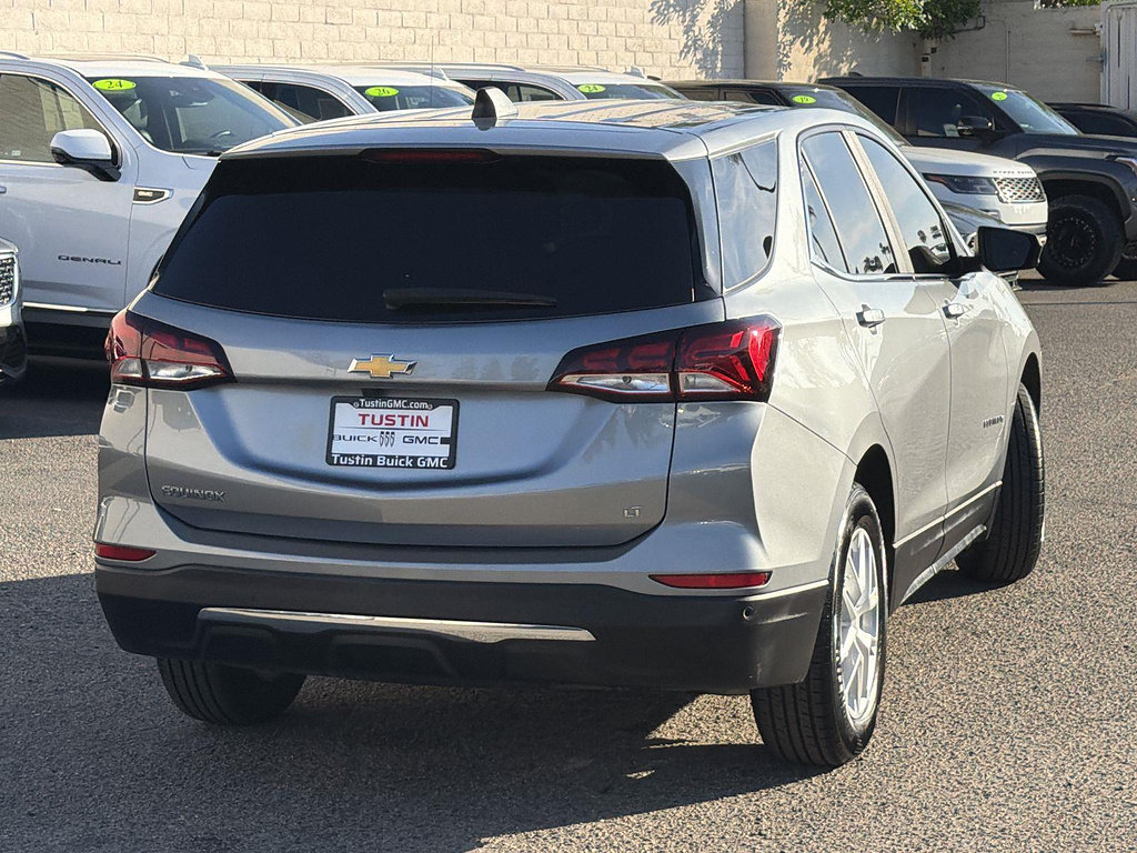 Used 2024 Chevrolet Equinox LT FWD image 5