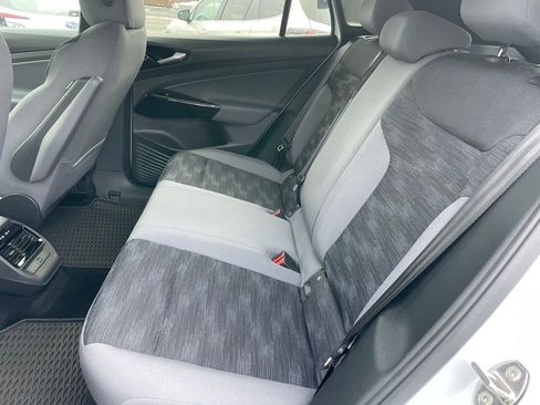 Certified 2022 Volkswagen ID.4 Pro image 7