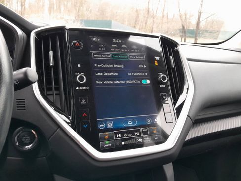 Used 2023 Subaru Ascent Premium w/ Convenience Package image 21