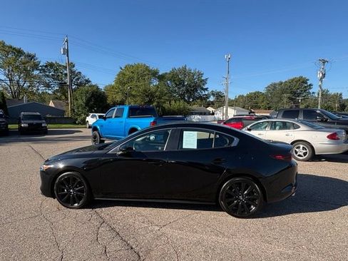 Used 2024 MAZDA MAZDA3 s FWD image 2