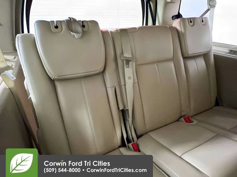Used 2017 Ford Expedition EL Limited AWD/4WD image 16