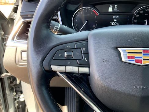 Used 2025 Cadillac XT6 Premium Luxury AWD/4WD image 24