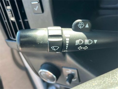 Used 2022 GMC Savana 2500 w/ Driver Convenience Package image 16