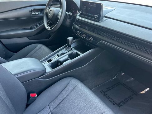 Certified 2023 Honda Accord LX image 16
