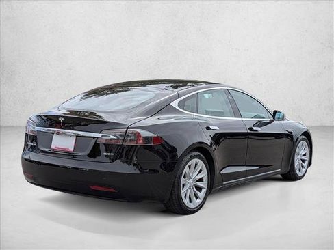 Used 2018 Tesla Model S 100D AWD/4WD image 5