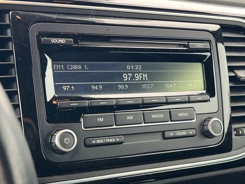 Used 2014 Volkswagen Beetle 2.5 image 19