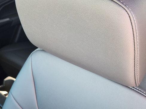 New 2026 GMC Canyon Elevation w/ Convenience Package image 18