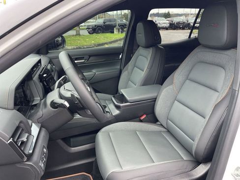 New 2026 GMC Terrain AT4 w/ Convenience Package III image 19