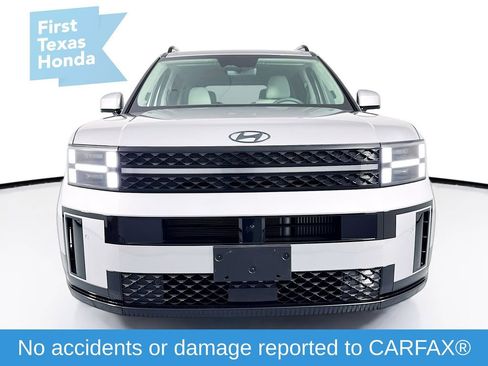 Used 2025 Hyundai Santa Fe Calligraphy image 2
