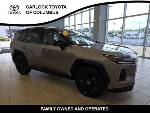 Used 2026 Toyota RAV4 XSE AWD/4WD image 5