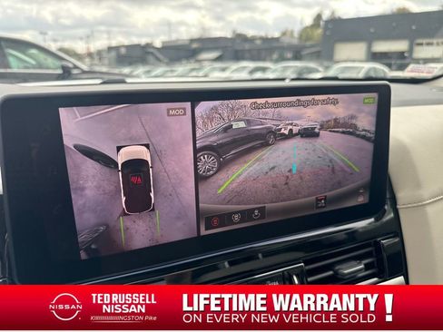 New 2026 Nissan Pathfinder SL image 20