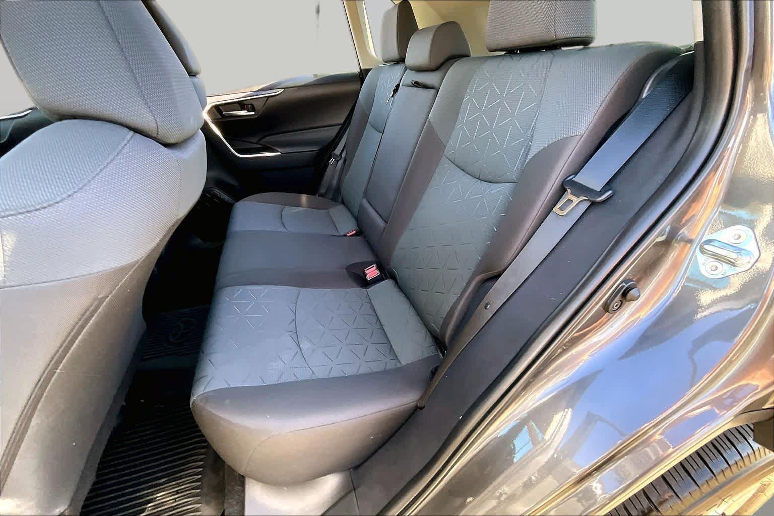 Certified 2025 Toyota RAV4 XLE w/ Convenience Package FWD image 20