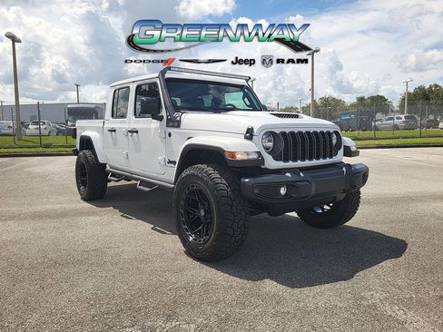 New 2025 Jeep Gladiator Sport AWD/4WD image 1