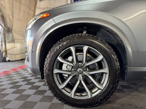 Used 2017 Volvo XC90 T6 Momentum w/ Vision Package image 7