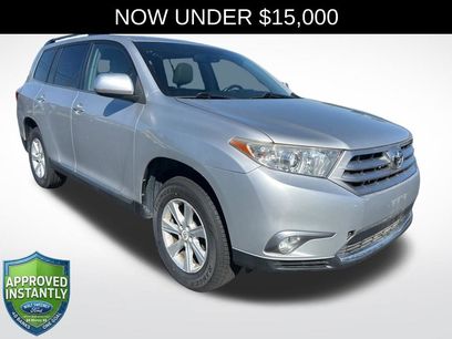 Used 2011 Toyota Highlander SE