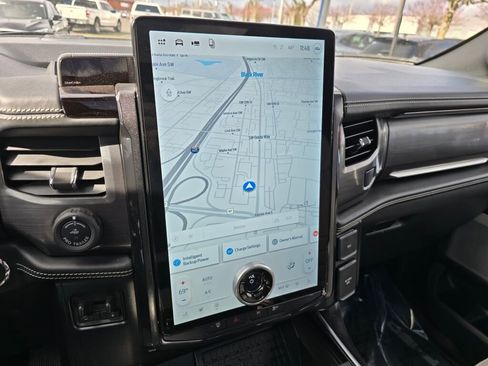 Used 2025 Ford F150 Lightning Platinum image 24