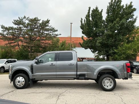 Used 2025 Ford F450 Platinum AWD/4WD image 2
