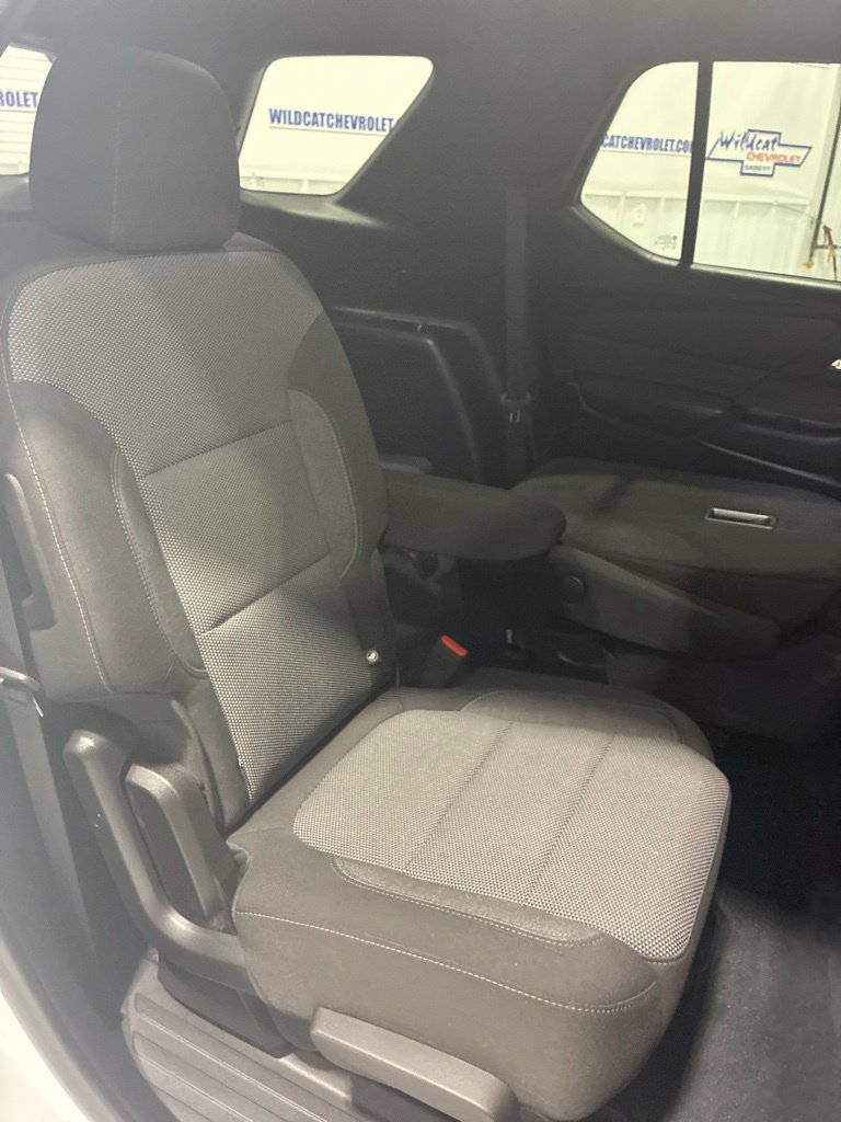 Used 2023 Chevrolet Traverse LT AWD/4WD image 33
