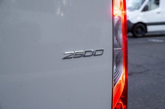 Used 2026 Mercedes-Benz Sprinter 2500 image 8