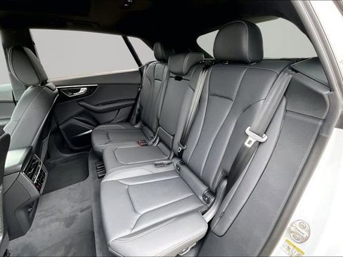 New 2026 Audi Q8 Premium Plus AWD/4WD image 28