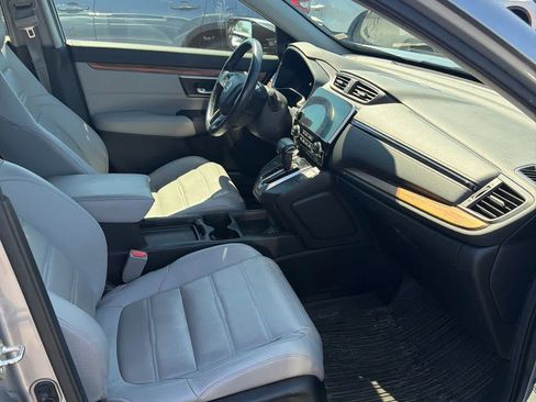 Used 2019 Honda CR-V Touring image 5