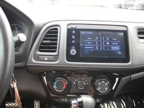 Used 2022 Honda HR-V Sport image 4