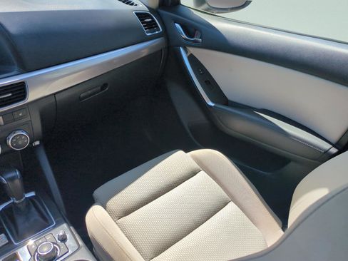 Used 2016 MAZDA CX-5 Touring image 16