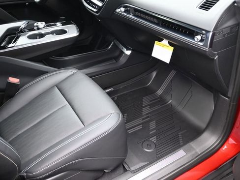 New 2026 Cadillac Lyriq Luxury image 25