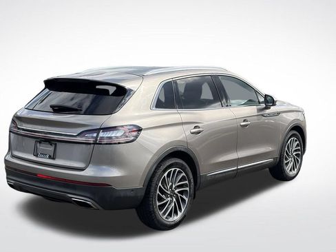 Used 2020 Lincoln Nautilus Reserve AWD/4WD image 6