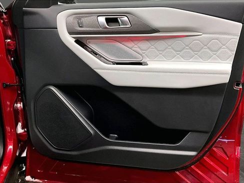 New 2026 Ford Explorer Platinum w/ LUX Leather Package image 29