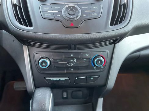 Used 2018 Ford Escape S image 16