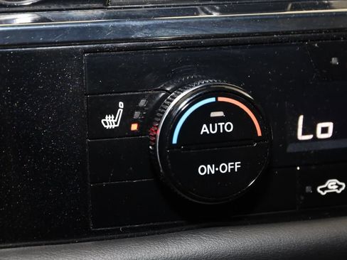 Used 2024 Nissan Pathfinder Rock Creek image 8