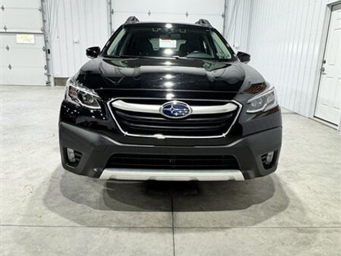 Used 2020 Subaru Outback Limited w/ Popular Package #2 AWD/4WD image 3