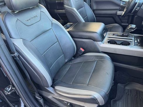 Used 2018 Ford F150 Raptor w/ Equipment Group 802A Luxury image 23