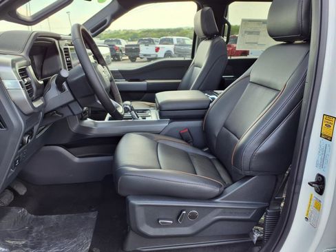 New 2025 Ford F150 Lariat w/ Equipment Group 502A High image 8