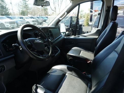 Used 2020 Ford Transit 250 Medium Roof AWD image 9