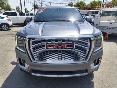 Used 2021 GMC Yukon Denali w/ Denali Premium Package AWD/4WD image 20