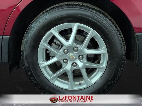 Certified 2024 Chevrolet Equinox LT w/ LPO, Floor Liner Package image 29