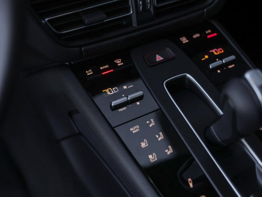 Certified 2026 Porsche Macan S AWD/4WD image 26