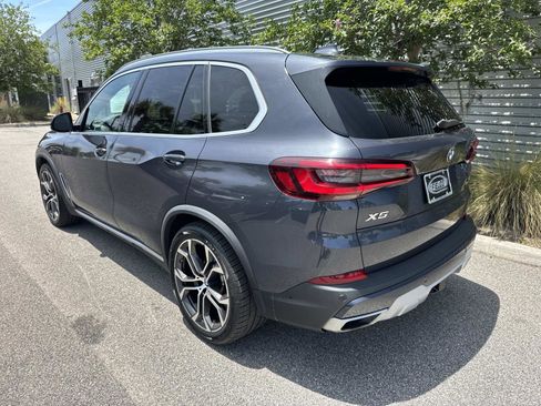 Used 2021 BMW X5 sDrive40i w/ Premium Package RWD image 3