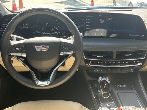 Used 2026 Cadillac CT5 Premium Luxury image 23