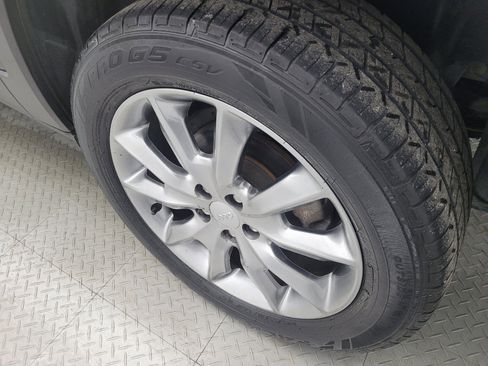 Used 2018 Jeep Cherokee Limited image 31