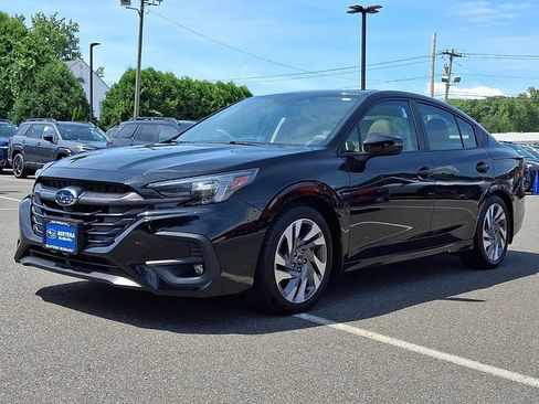 Used 2025 Subaru Legacy Limited AWD/4WD image 3