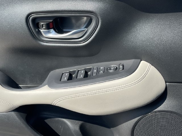 Used 2026 Honda HR-V LX image 22