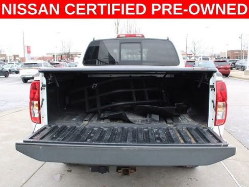 Certified 2021 Nissan Frontier SV image 11