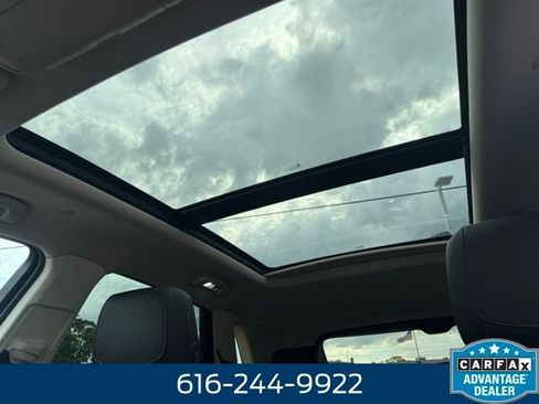 Used 2018 Cadillac XT5 Luxury w/ Driver Awareness Package AWD/4WD image 7
