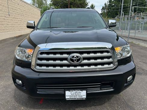 Used 2012 Toyota Sequoia Platinum AWD/4WD image 2